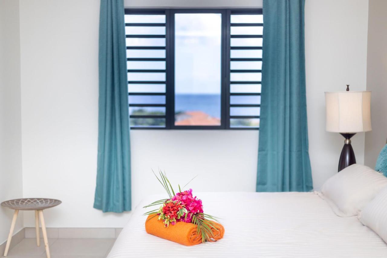 Coral Estate Ocean View Apartments Willemstad Exterior photo