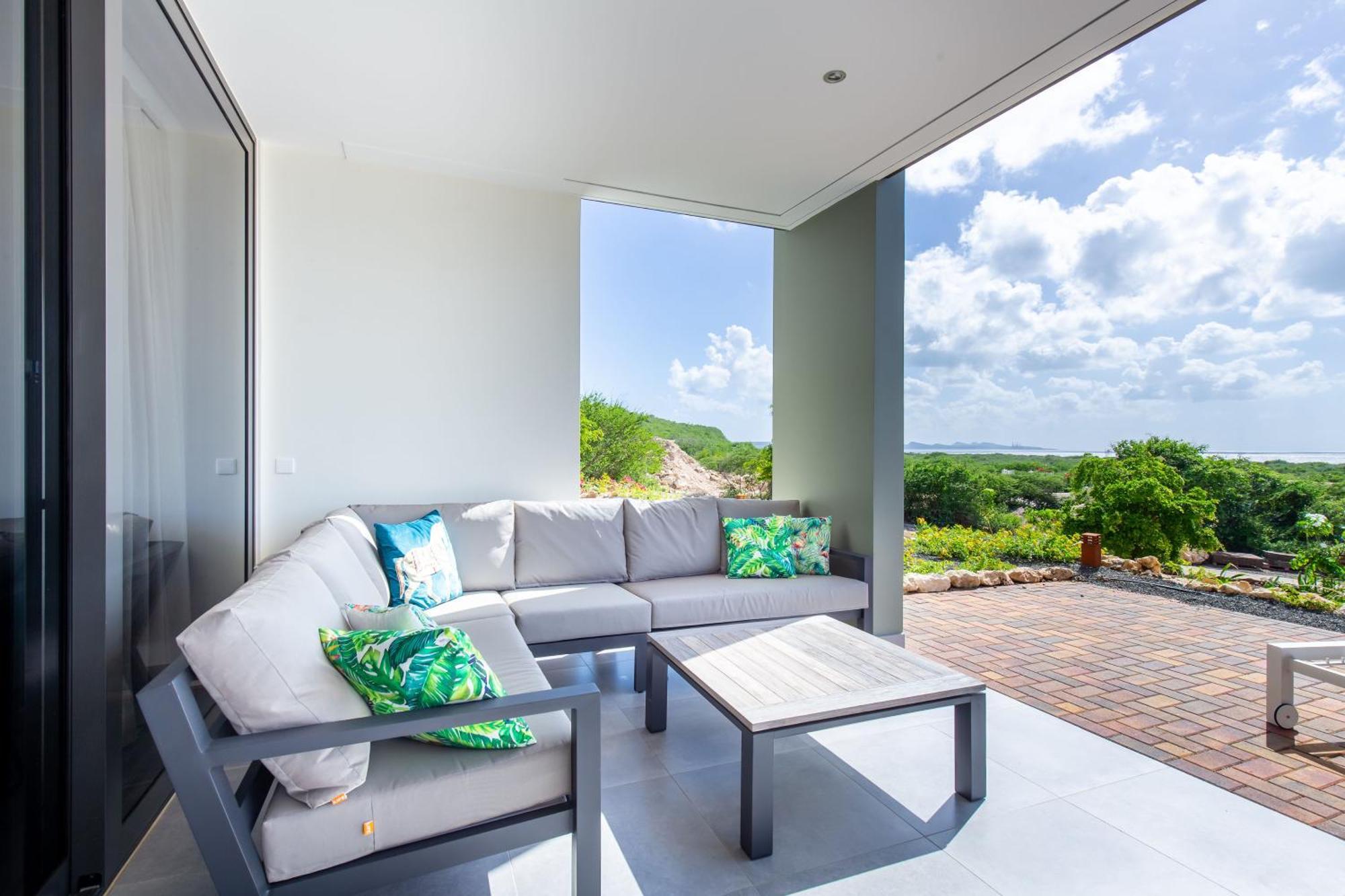 Coral Estate Ocean View Apartments Willemstad Exterior photo