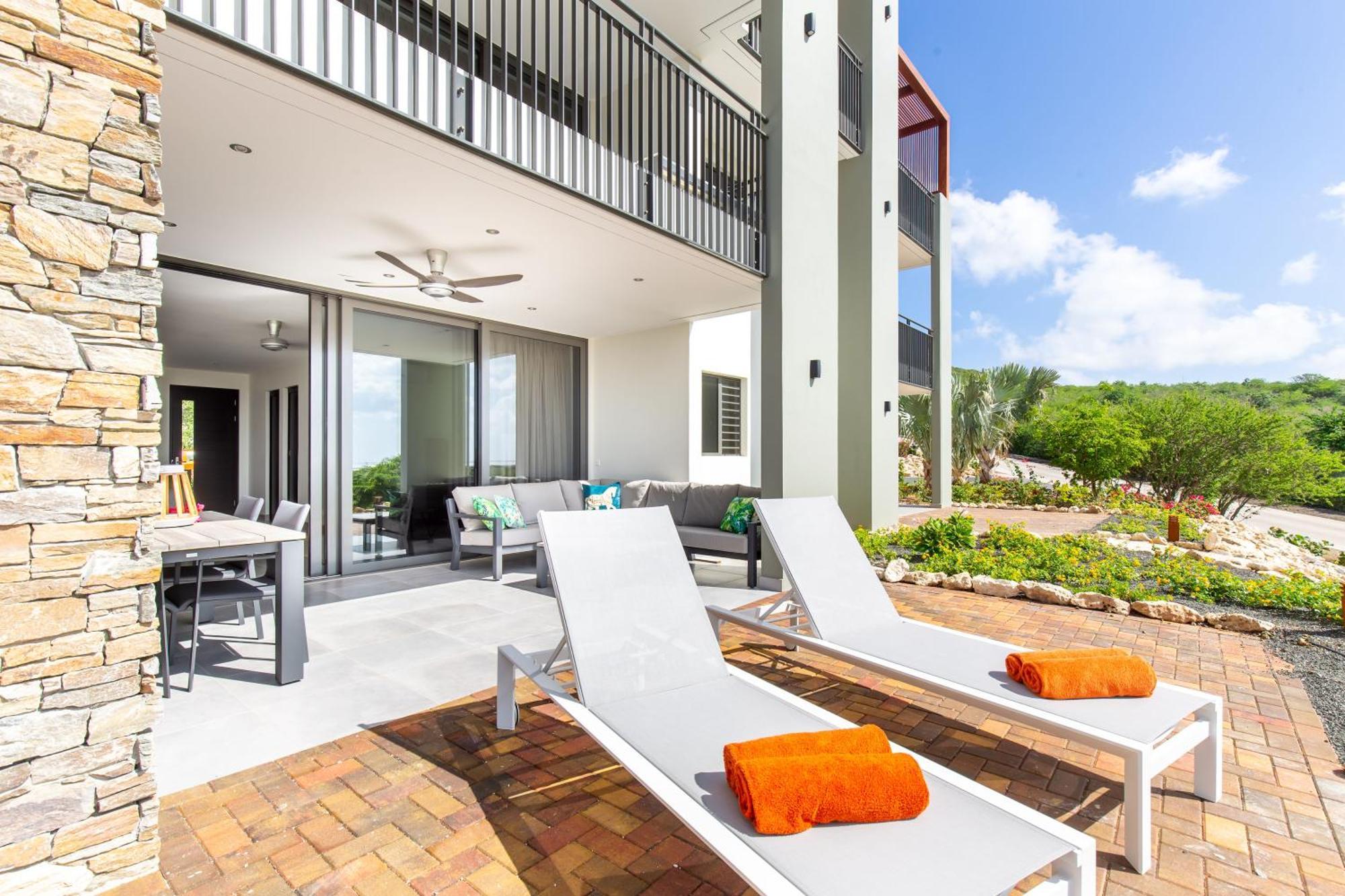 Coral Estate Ocean View Apartments Willemstad Exterior photo